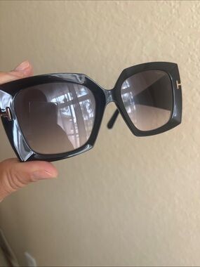 Tom Ford Jaquetta Black Square Oversized Sunglasses with Gold 'T' Accents
